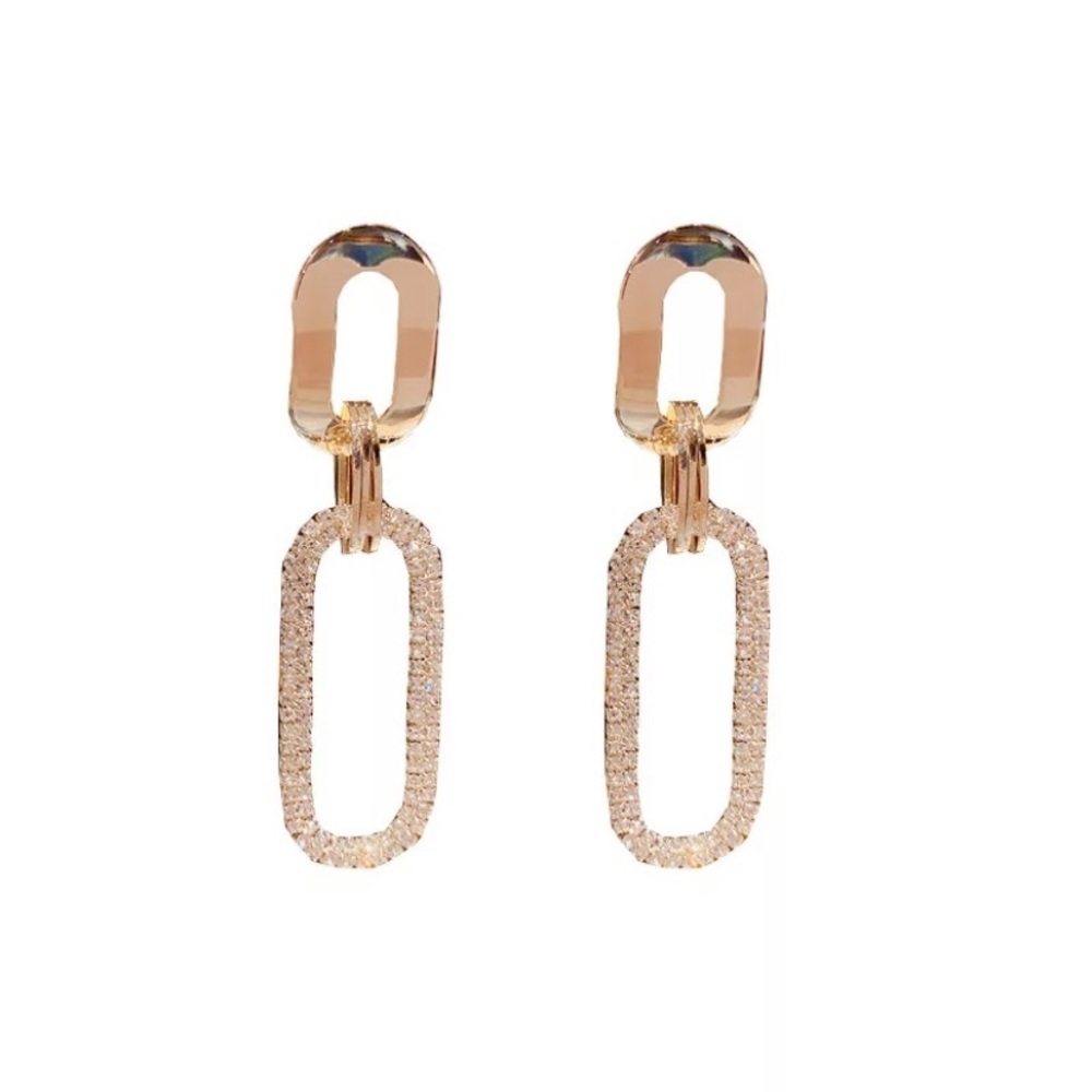 New 18k gold plated luxury earrings - Picture 4 of 4
